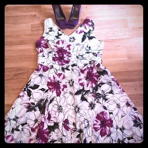 Pretty Floral Dress Size 20W